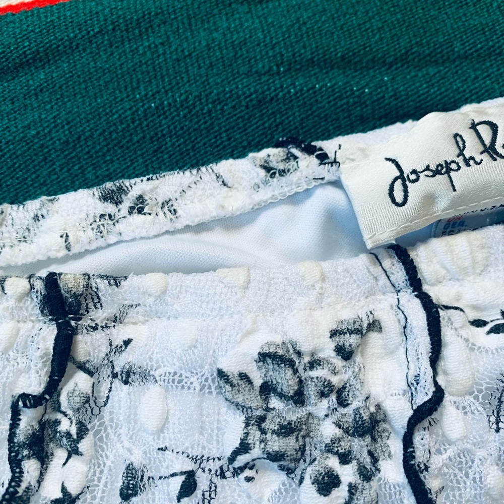 Joseph Ribkoff skirt - Picture 9 of 9
